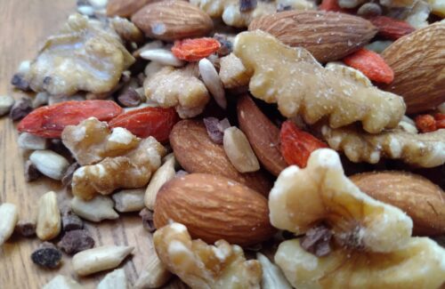 ?php echo get_post( $rank01number )->post_title; ?>